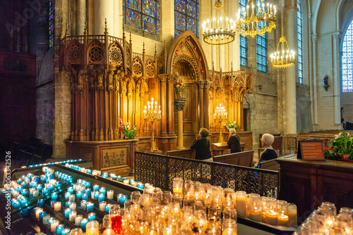 prayer in Chartres Cathedral, France