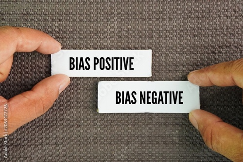 Tableau sur toile Two words bias positive or negative