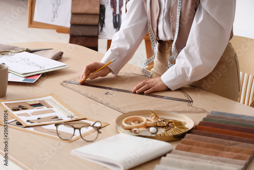 Female fashion designer mak...
