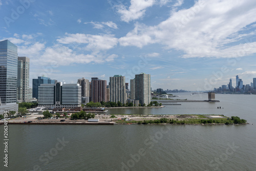 Obraz na płótnie Jersey city skyline along hudson river waterfront