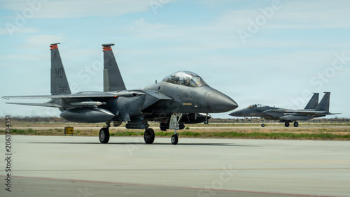 f 16 fighter jet