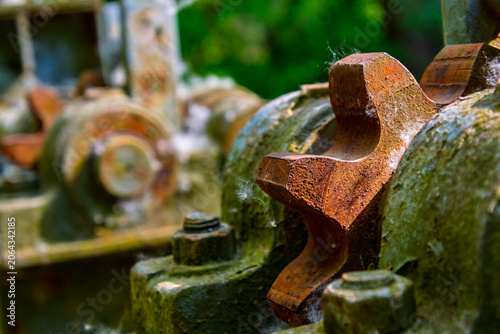 Flood gate machinery