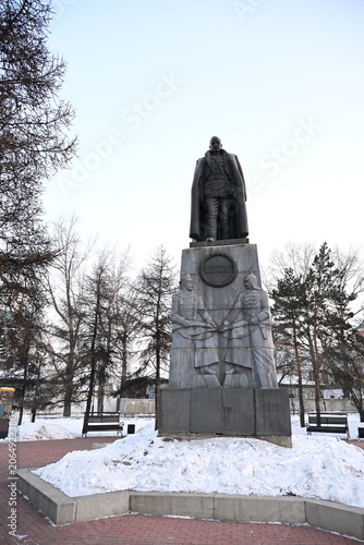 Cuadro en lienzo Monument to Admiral Alexander Kolchak in Irkutsk