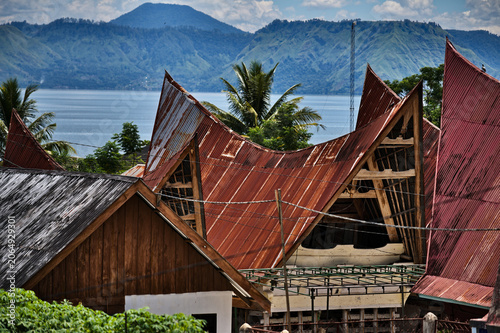 Traditional roofs facing the large lake