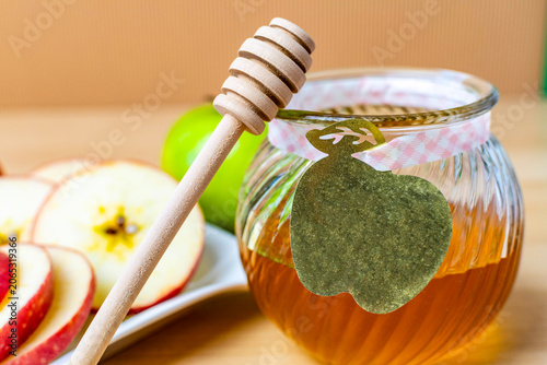 Rosh hashanah apples and honey for jewish new year