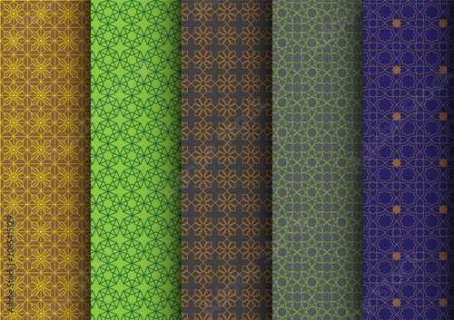Retro isometric graphic Isallamic pattern for decorative garment or tile.