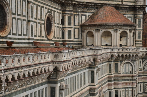 Obraz na płótnie Decorative Marble Gallery and Apse of Florence Cathedral, Tuscany, Italy