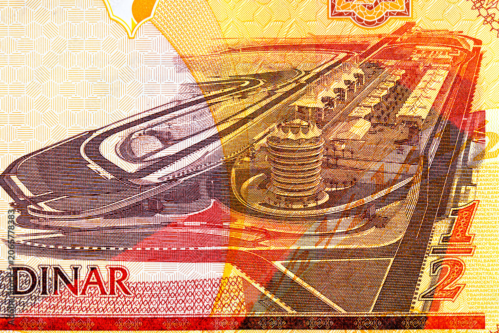 Naklejka premium Bahraini half dinar banknote featuring the Bahrain International Formula One racetrack. Bahraini money.