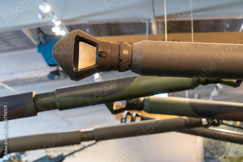 Canvastavla Large-caliber tank gun muzzle brakes close-up