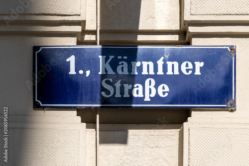Fotografija Street name Kärntner Strasse -  Kärntner street - in classical style in the firs