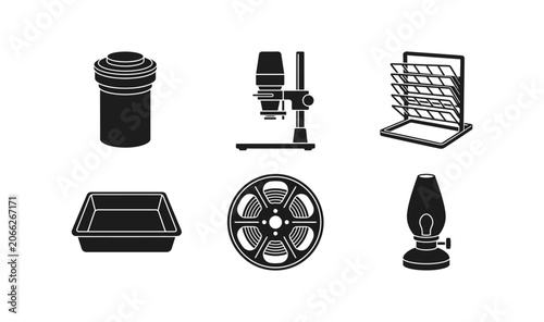Konstfotografi Set of black and white photography development equipment icons featuring darkroo