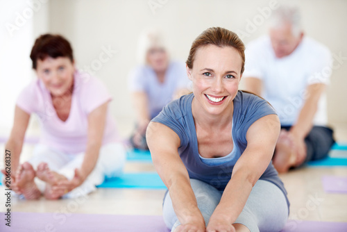 Φωτογραφία People, portrait and fitness coach in senior exercise class for balance, wellness and active retirement
