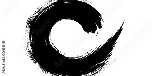 Fotografía Enso circle, a symbol of enlightenment and Zen Buddhism, depicted with a bold, freehand brushstroke in black ink