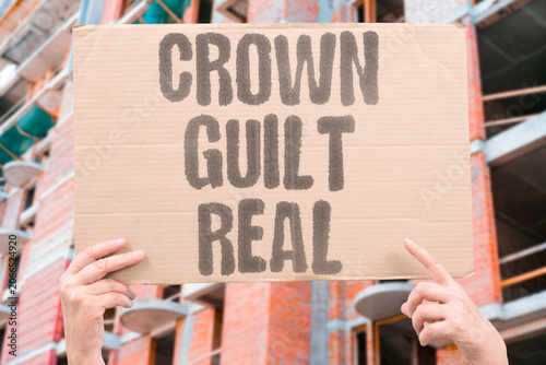 Schilderij op canvas "Crown guilt real" Monarchy cannot escape responsibility for actions