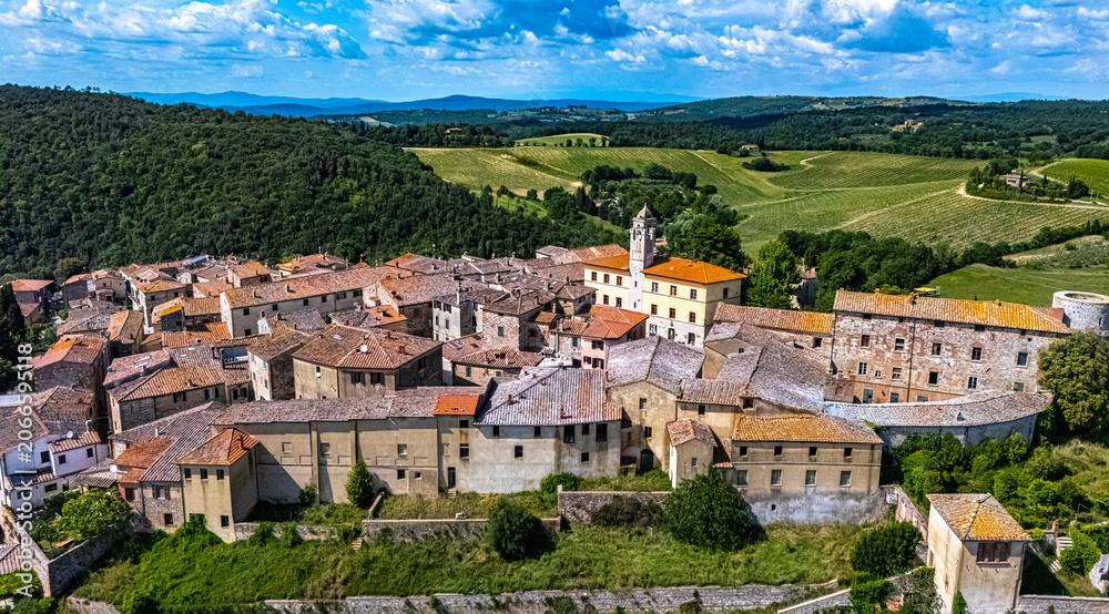 Obraz premium View of Trequanda in the province of Siena,Tuscany, Italy