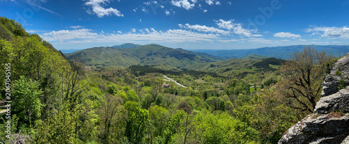 Cuadro en lienzo View of the surrounding area from the Sanctuary of La Verna – a Franciscan sanctuary above the town of Chiusi della Verna in the province of Arezzo, Italy, where St
