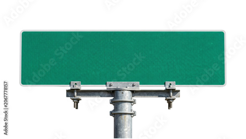 фотографія Blank green highway road sign on metal pole isolated on transparent background f