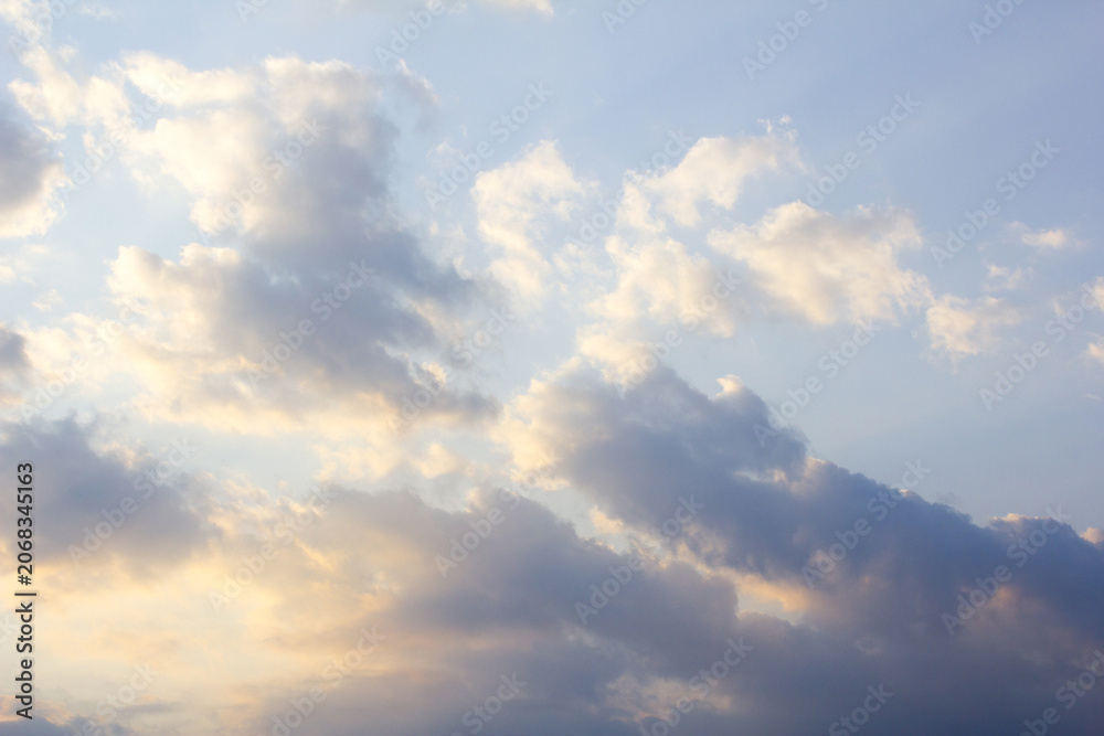 Fototapeta premium It is an atmospheric sunset sky.