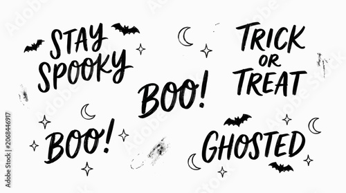Schilderij op canvas A spooky Halloween-themed illustration features ghostly text and bats in the night