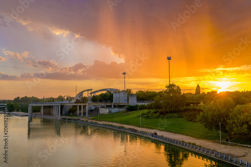 Atardecer en el Parque Juan Carlos I de Madrid