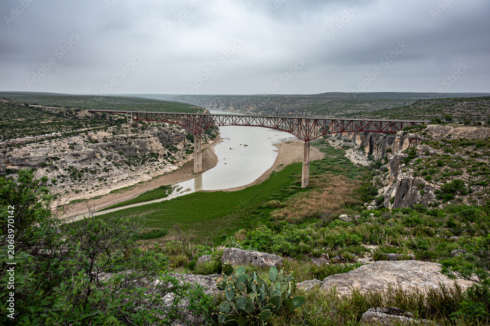Fototapeta premium Pecos River - West Texas - High Bridge