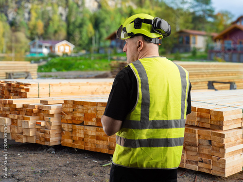 Timber construction, Site w...