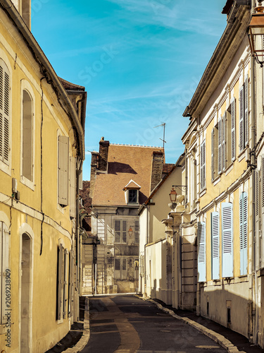 Cultural Heritage Explored: Discovering Auxerre's Timeless Street Scenes