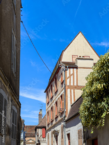 Cultural Heritage Explored: Discovering Auxerre's Timeless Street Scenes