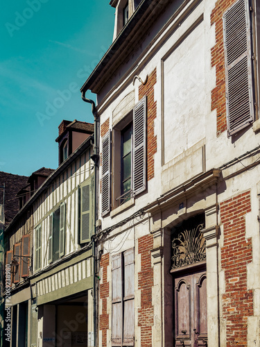 Cultural Heritage Explored: Discovering Auxerre's Timeless Street Scenes