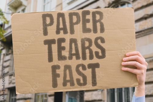 Tableau sur toile "Paper tears fast" Document quickly becomes irrelevant