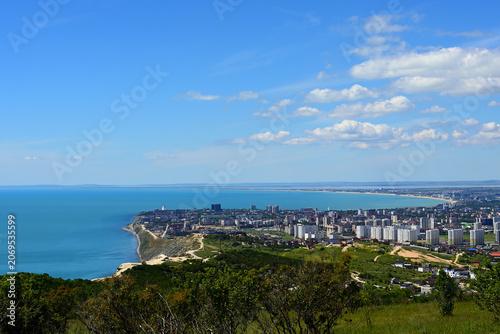 Obraz na plátně View of Anapa and Anapa Bay from the top of Bald Mountain.