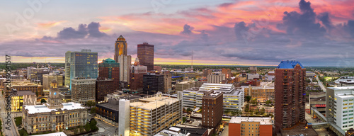 Foto Des Moines, Iowa, USA Downtown City Skyline