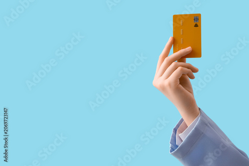 Female hand with credit car...