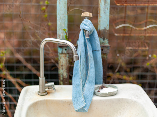 garden hand wash stand