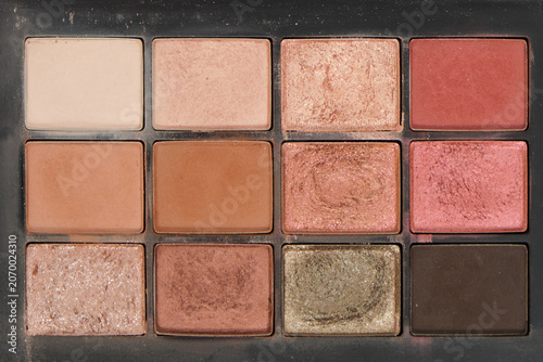Εκτύπωση καμβά Eyeshadow palette with various shades of brown and pink