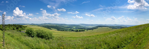 Panorama Landschaft Rhön im Sommer