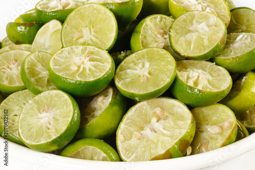 Canvastavla Lemon peel from which the juice has been removed