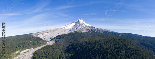The iconic Mt. Hood is surrounded by national forest and spans all the way to the Columbia River Gorge in Oregon. This scenic and wild area, close to Portland, offers year-round recreation.