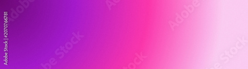  Fundo abstrato degradê roxo e rosa com textura granulada. Banner moderno de transição de cores suave com efeito de ruído para web design.