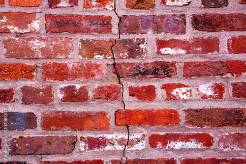 Foto Broken bricks wall texture background