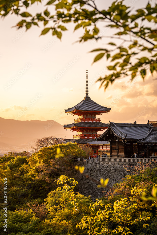 Fototapeta premium Pagoda of Kiyomizu-dera Temple in Kyoto Japan on April 30 2023