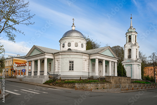 Foto Bell tower and the Assumption Church from Polonische in Pskov, Pskov region of R