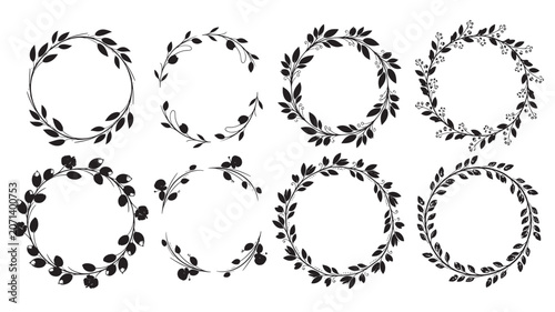Elegant black and white seamless floral vine pattern design element.