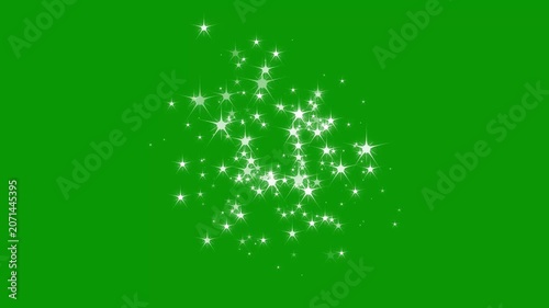 Glitter star sparkling light effect motion graphics in After Effects on green screen background, white cartoon blinking stars with luminous glow trails and smooth animation