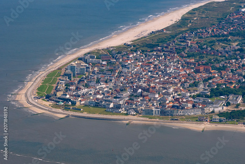 Luftaufnahme der Nordsee Insel Norderney 