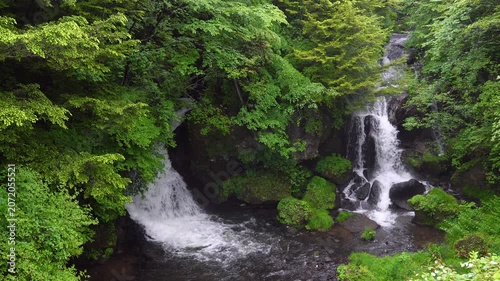 雨の日の日光竜頭の滝