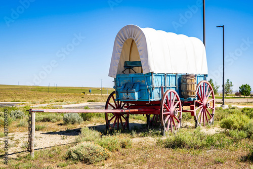 Fotografie Historic Emigrant Wagon Display at Trails Center