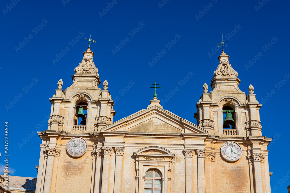 Fototapeta premium Historic fortified city of Mdina with ancient stone walls and architecture in Malta