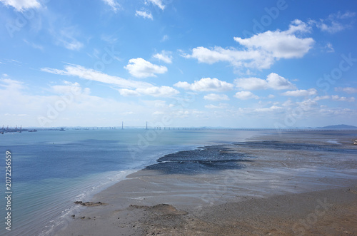 This is the sea view of Yeongjongdo Island in Korea.

