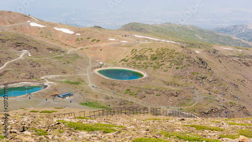 Lagunas en Sierra Nevada en verano, Granada España